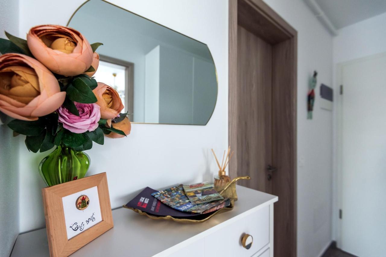 Lovely Chic Studio, On A Beautiful Promenade Διαμέρισμα Μπρασόβ Εξωτερικό φωτογραφία